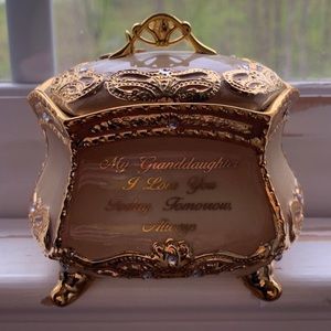 Heirloom Music Box The Bradford Exchange
